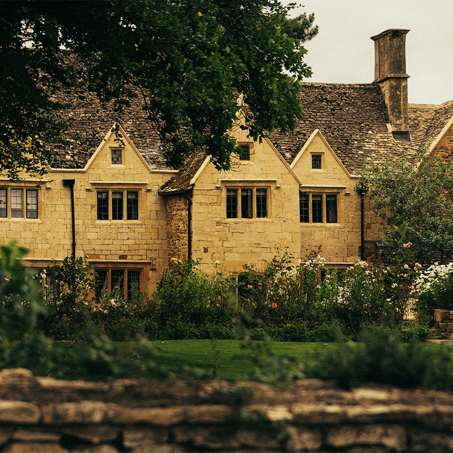 Get A 3-Night Luxury Stay With A Free Night & Dining Included