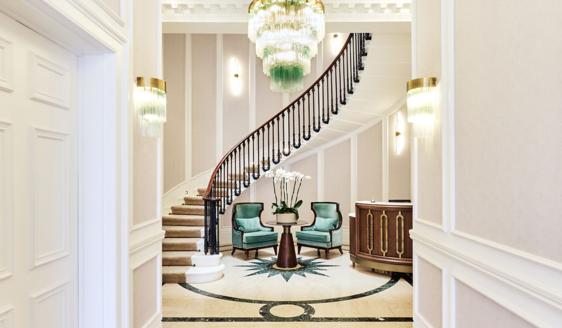 2 Chesham Place Hotel