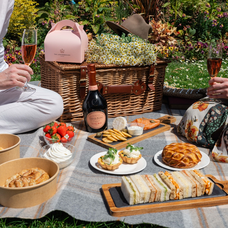 31 London Spots To Visit For Romantic Summer Dates