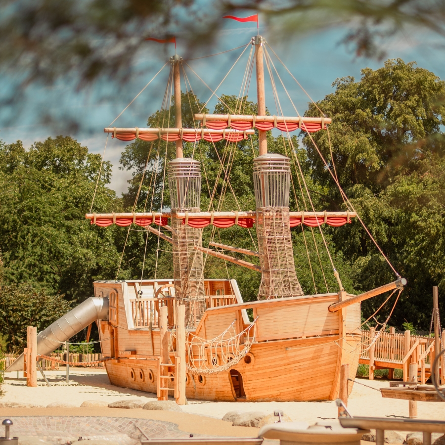 8 Free Things To Do With The Kids This Summer